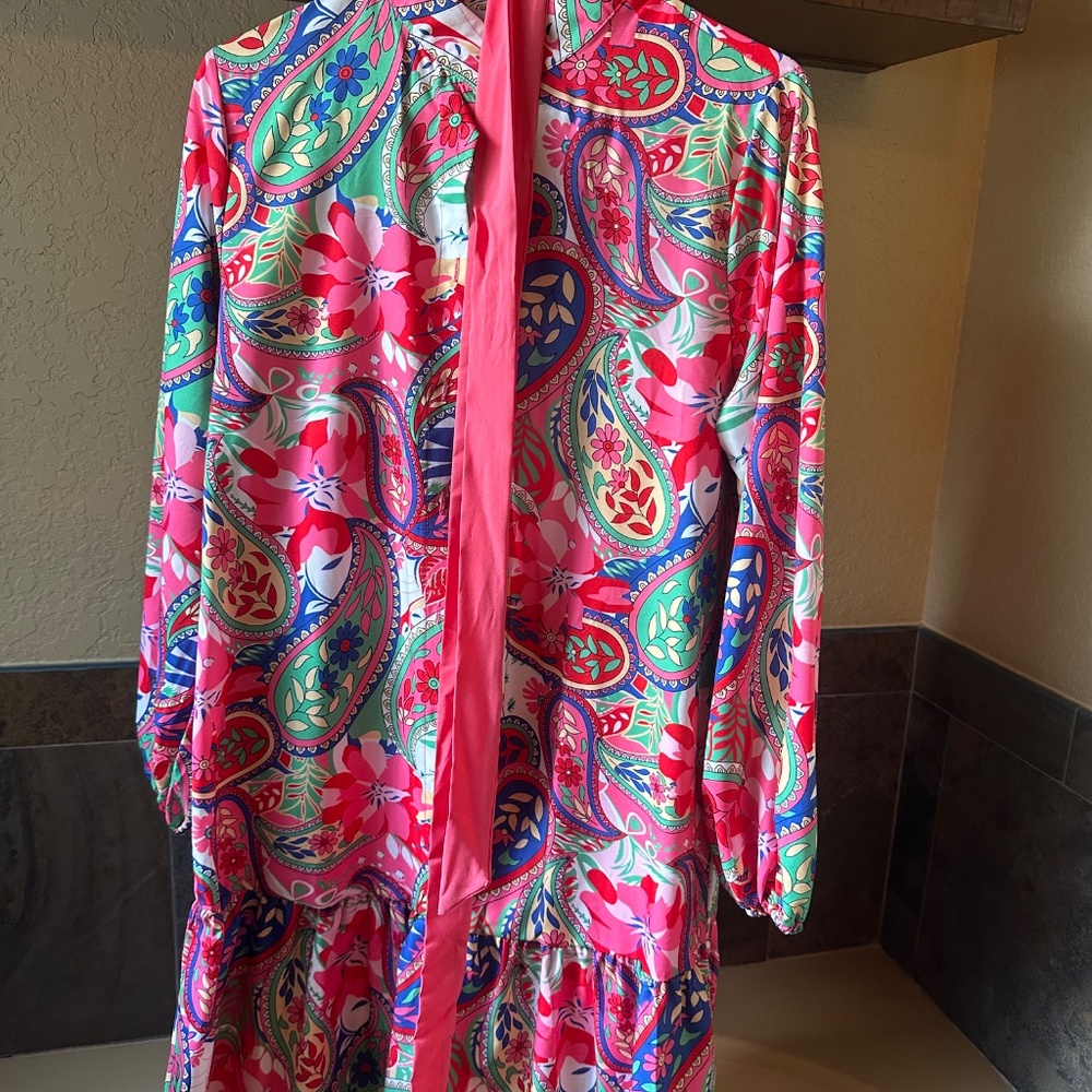 Dress size M - Picture 5 of 8